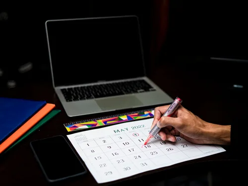 Calendario con una fecha límite de compra